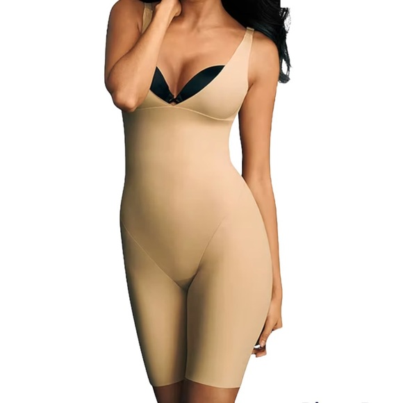 Maidenform Other - NEW Maidenform Full Body Shapewear Shorts Size S Nude Tan Holidays